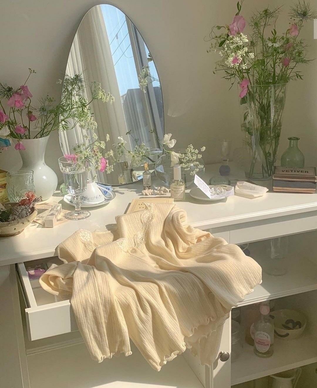 5 Reasons Floral Bedding Is In This Summer - Ever Lasting