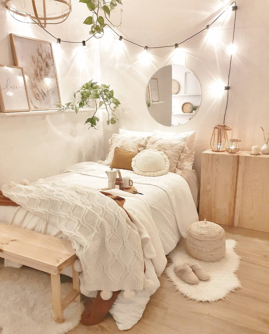 ♡ 10 (More) Cute + Cozy Ideas To Transform Your Dorm ♡, Room Decor Tips