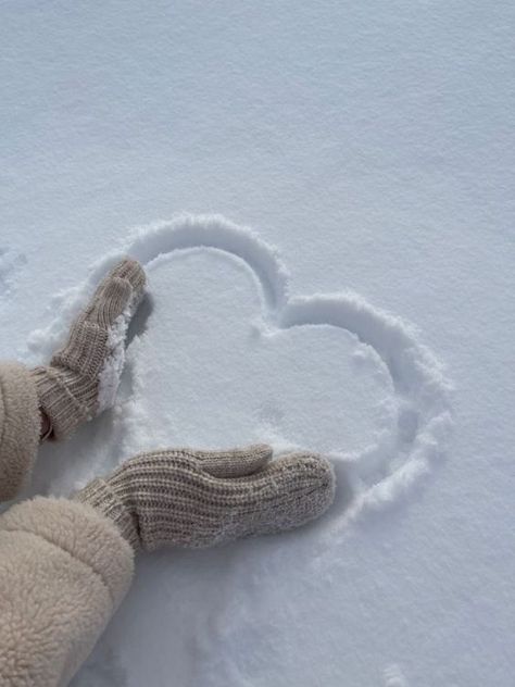 heart in snow