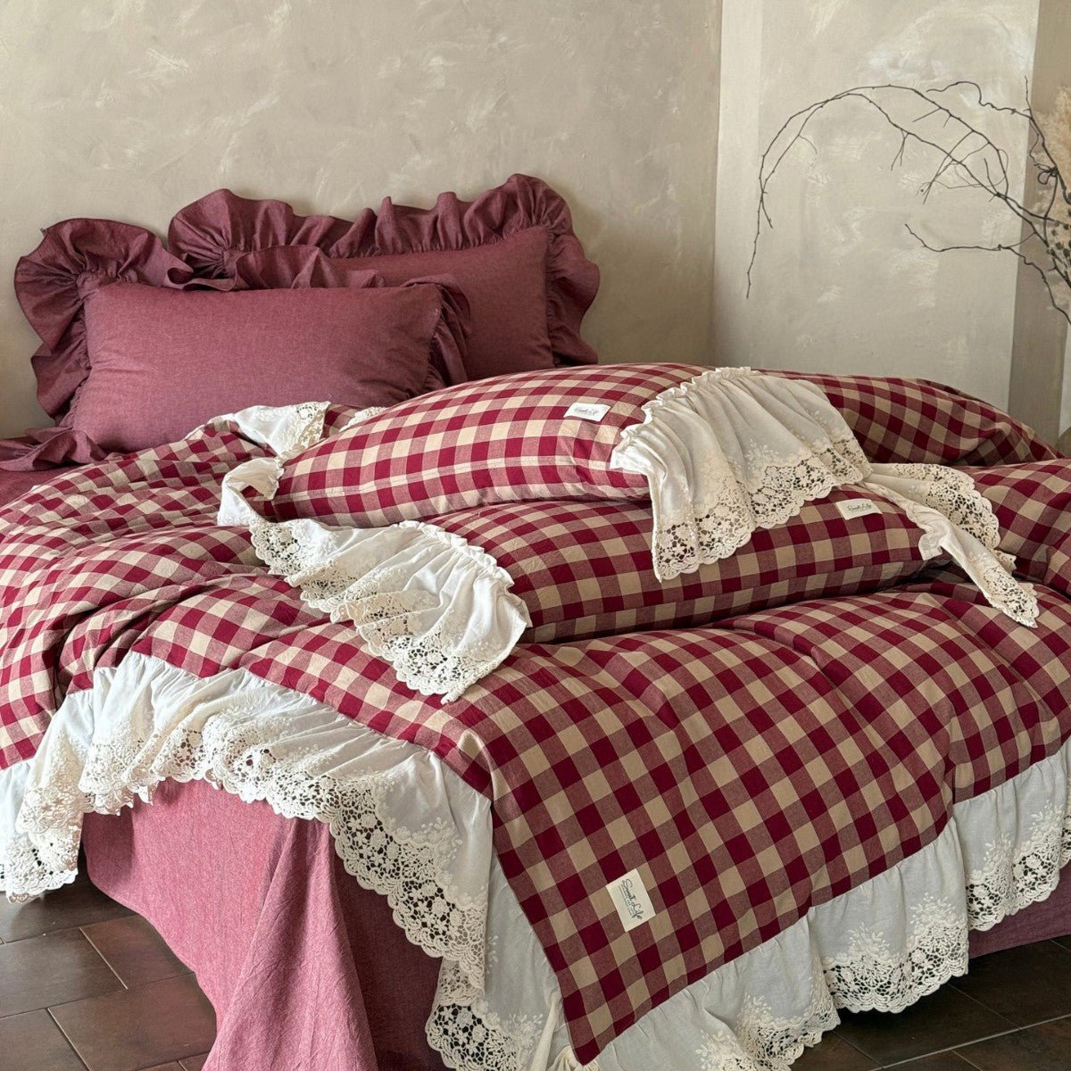 đ Cherry Red Accents: The Smallest Colour Pop That Makes the Biggest Impact ââ
!! - Ever Lasting