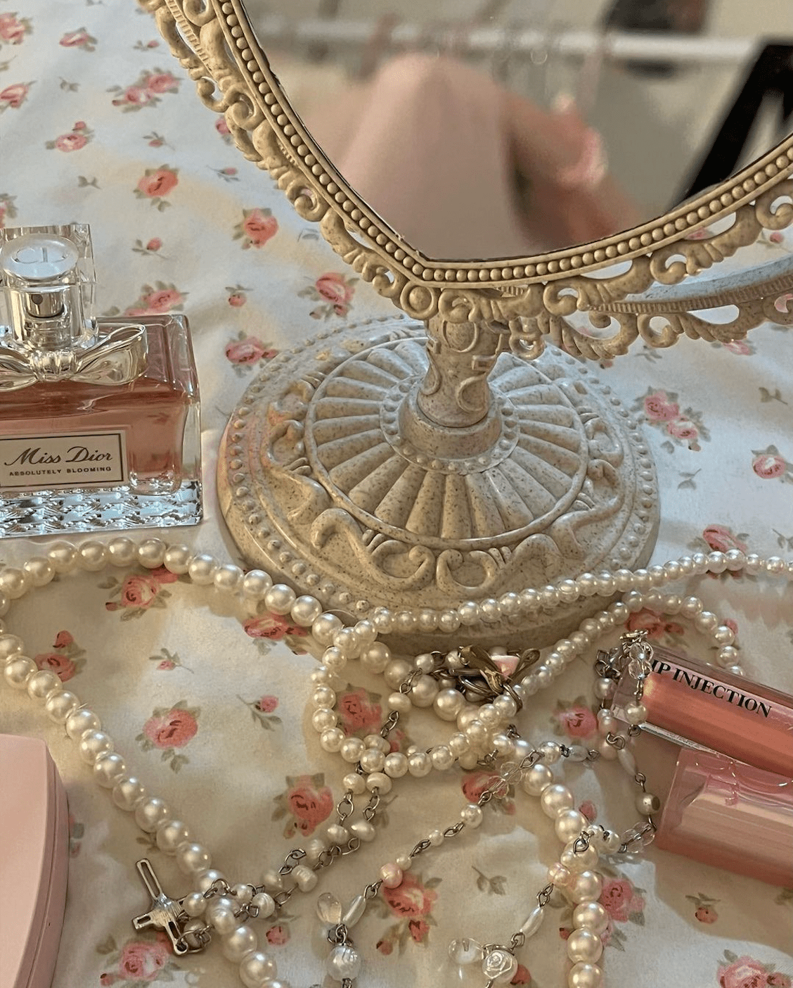 Coquette Bedroom Inspo ♥: The 5 Perfect Elements For A Coquette Wonderland - Ever Lasting