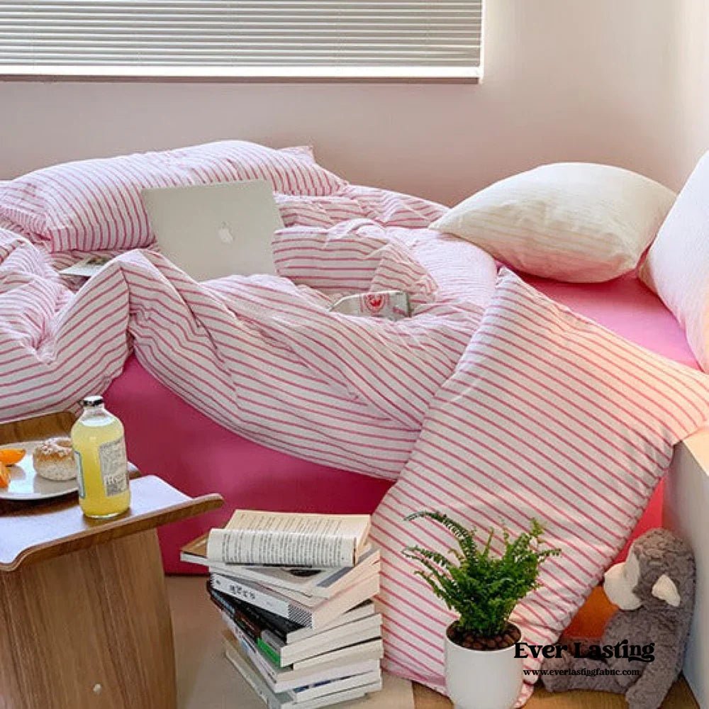 Creating a Cozy Reading Nook in Your Home: Essentials for Comfort - Ever Lasting