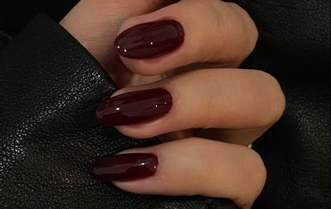 Frosty Fingertips, Snug Sleep: Winter Nails and Dreamy Bedding Pairings - Ever Lasting