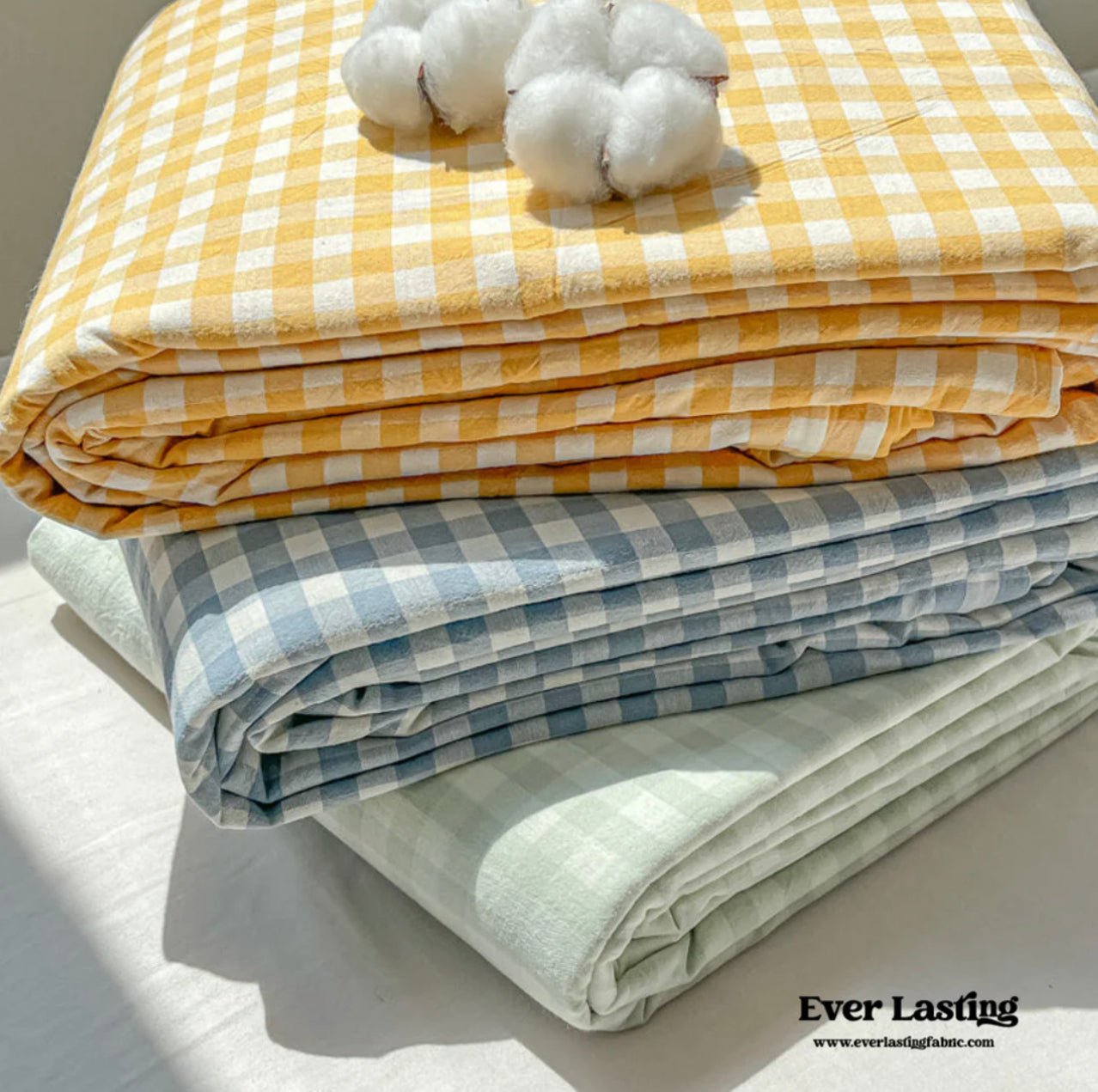 Gingham Galore: Embracing the Timeless Charm of Gingham in Your Bedroom Decor 🧡 - Ever Lasting