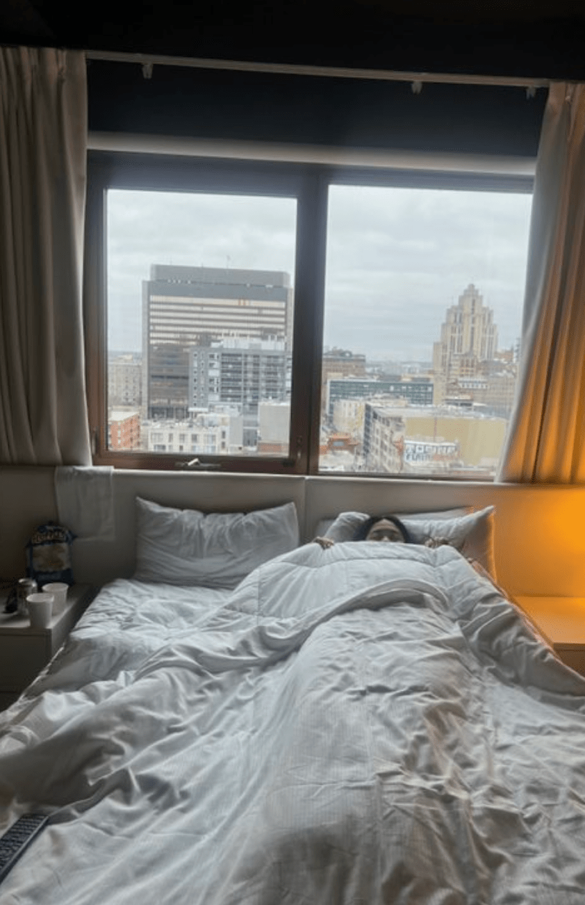 How To Make Your Bedroom Feel Like a Luxury Hotel☁️ - Ever Lasting