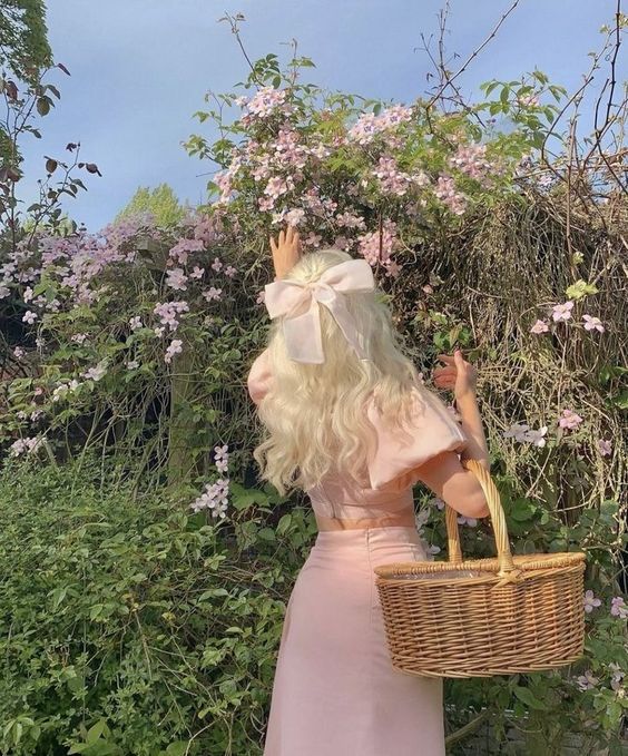 How to Turn Your Room Into a Cottagecore Haven - Ever Lasting