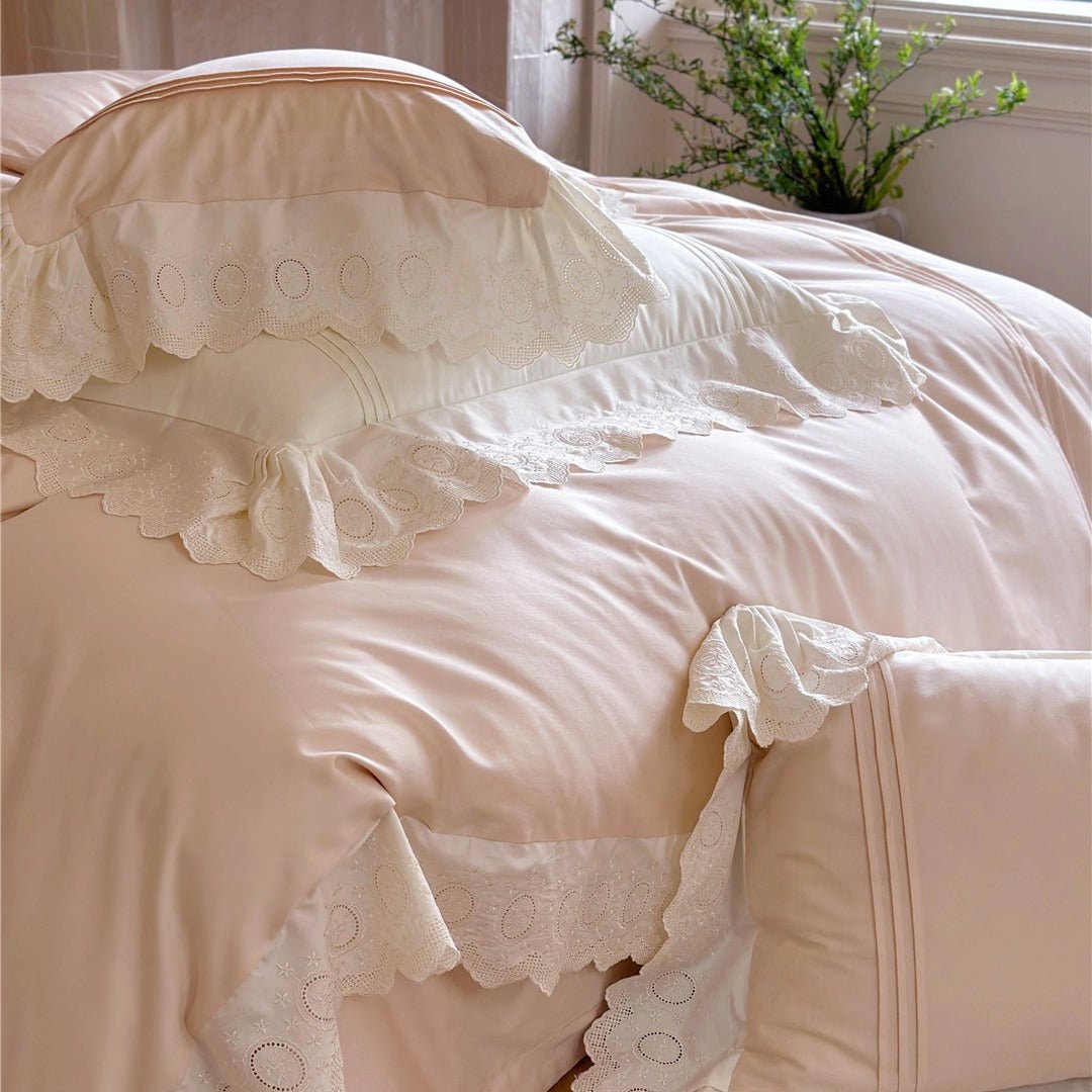 Soft Pink & Lace: How to Style a Dreamy Coquette Aesthetic in Your Bedroom - Ever Lasting
