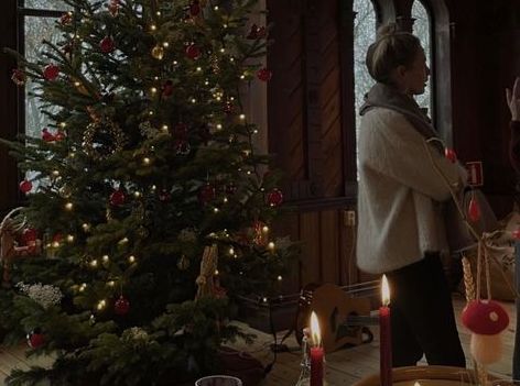 warm Christmas inspo by Ever Lasting