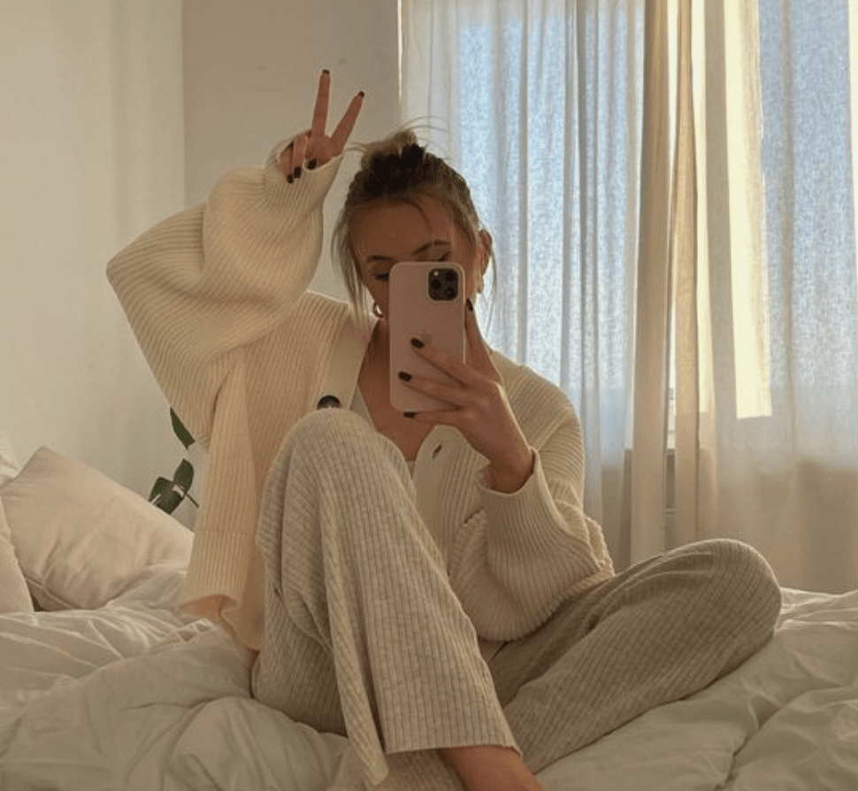 ✧˚. White Bedding Doesn't Have to Be Boring ✧˚. - Ever Lasting