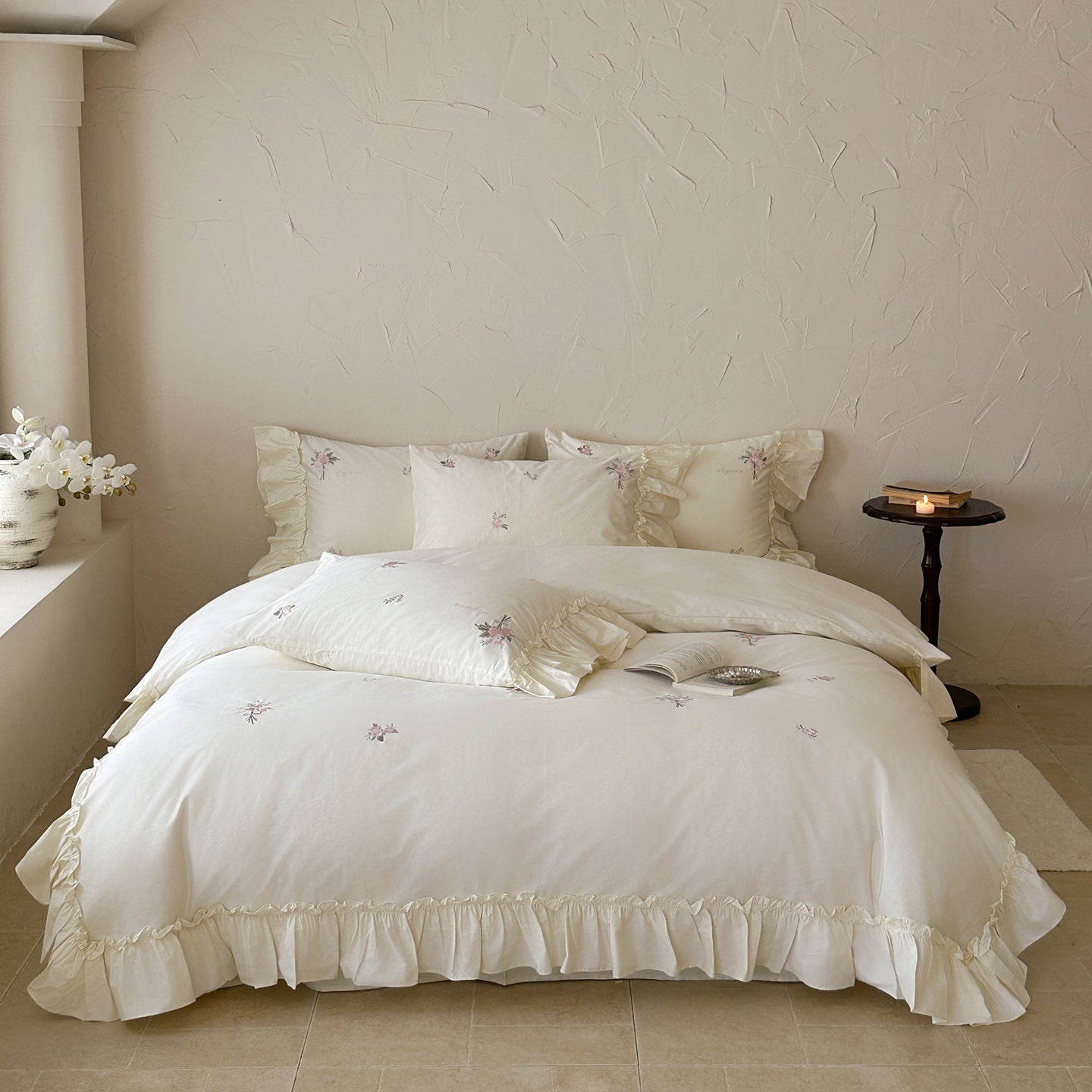 Phoebe Embroidery Floral Bedding Bundle