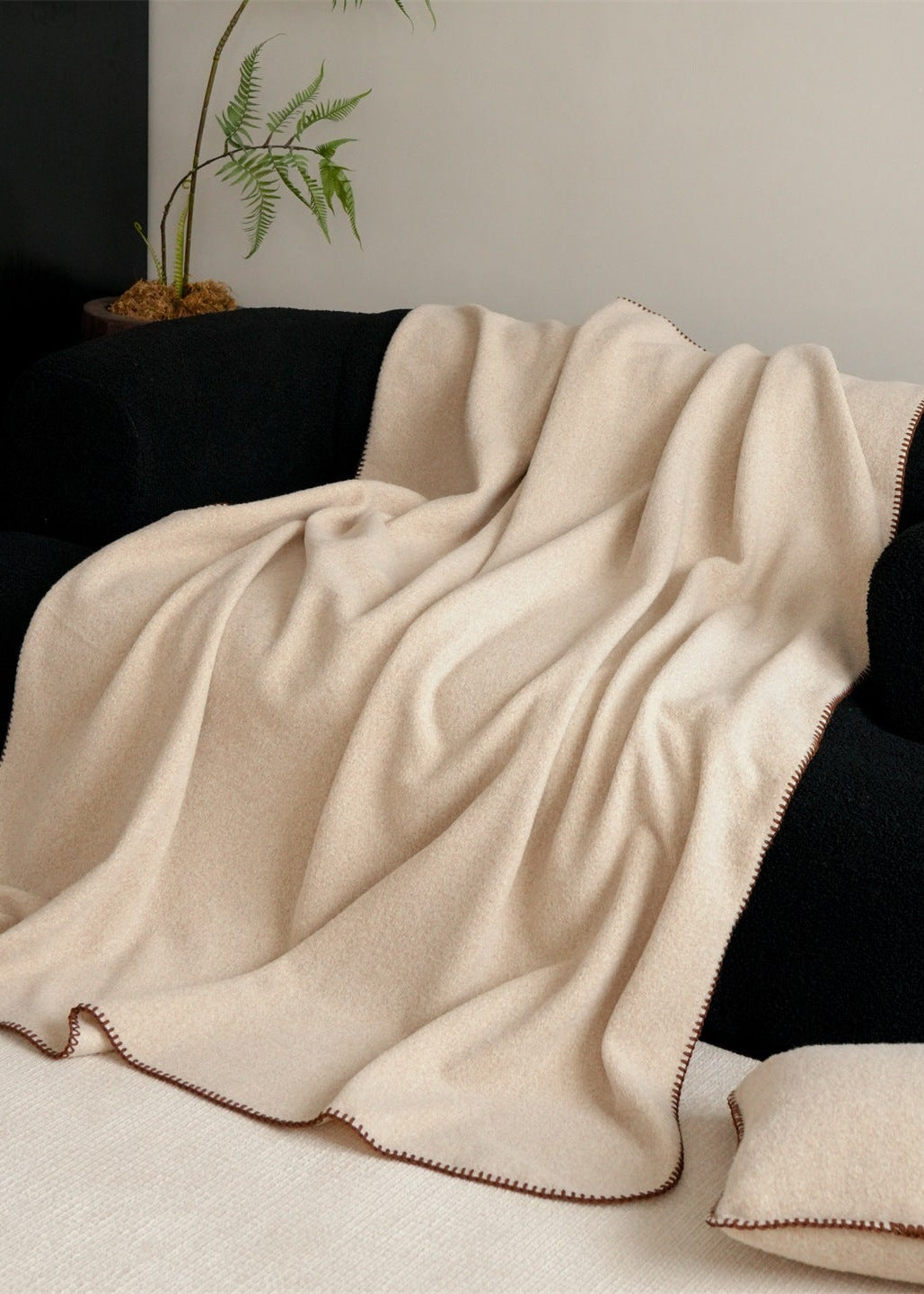 Annalise Claystone Throw Blanket / Beige