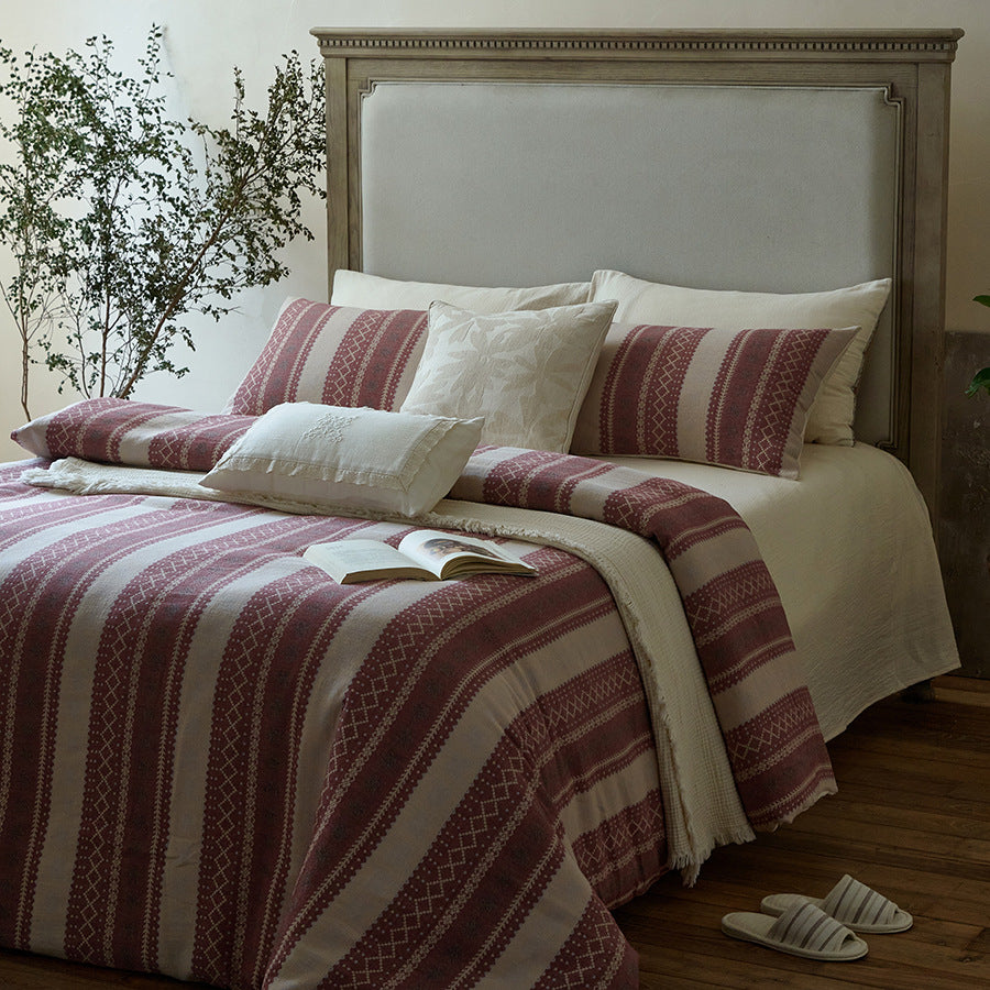 Anya Striped Jacquard Bedding Set / Red