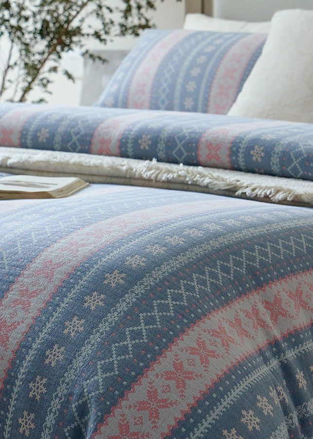 Anya Striped Jacquard Bedding Set / Red