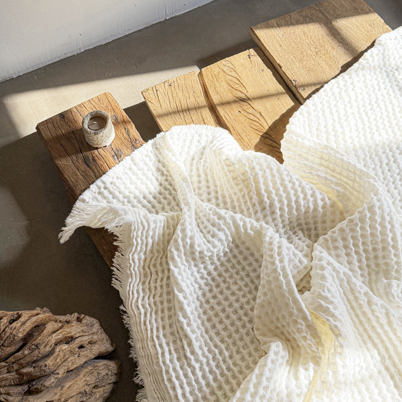 Arabella Tassel Throw Blanket / White