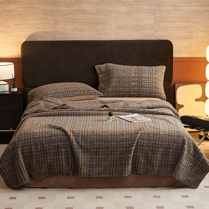 Asher Fleece Throw Blanket / Gray