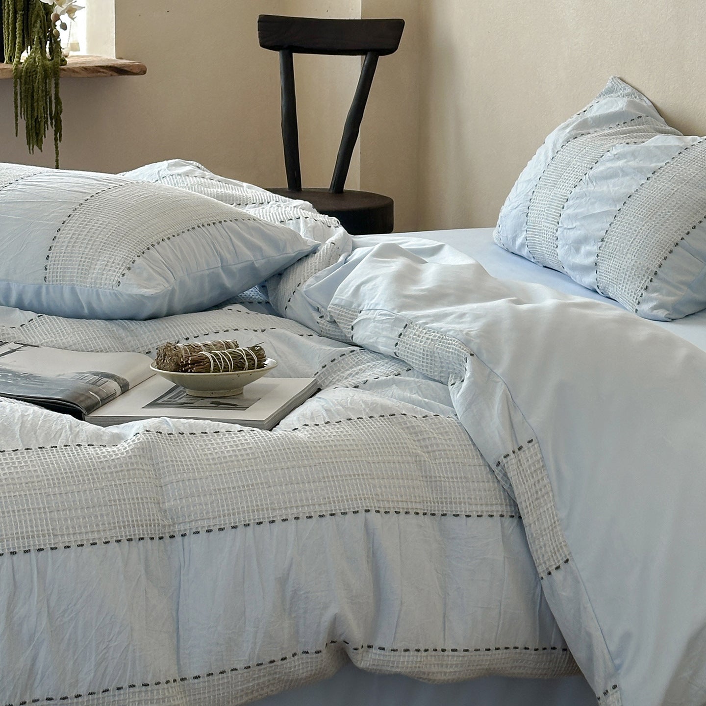 Elianna Striped Pastel Bedding Set / Khaki