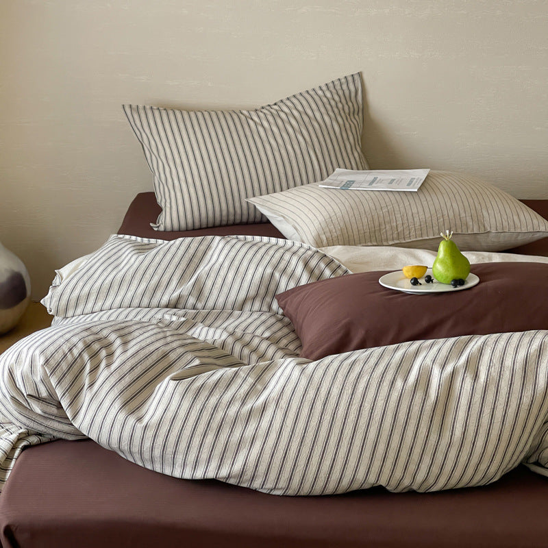 Elina Striped Bedding Set / Black Stripes