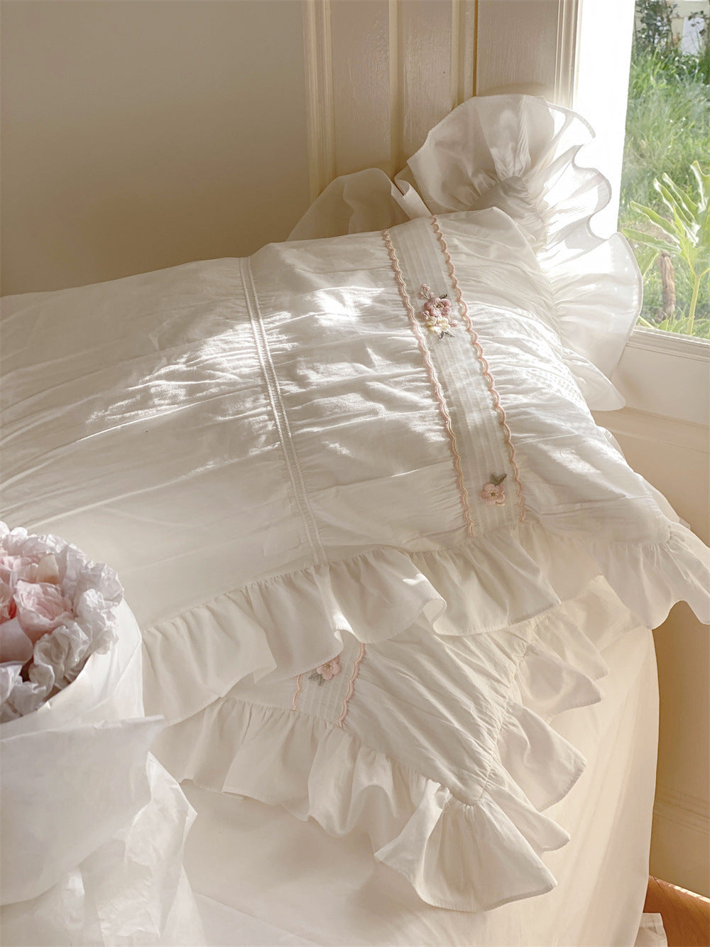 Embroidered Lace Ruffle Bedding Bundle