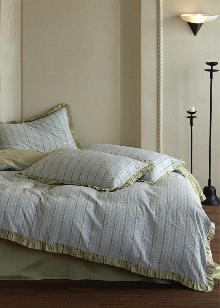 Emery Jacquard Bedding Set / Brown