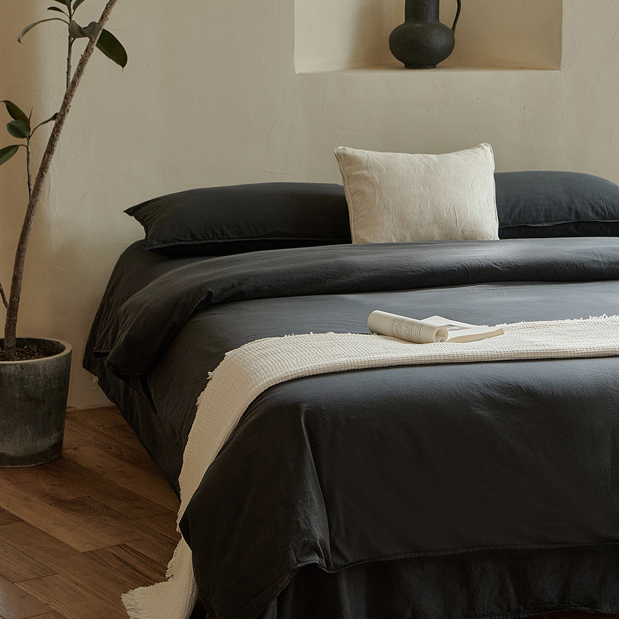 Ethan Minimalist Bedding Set / Black