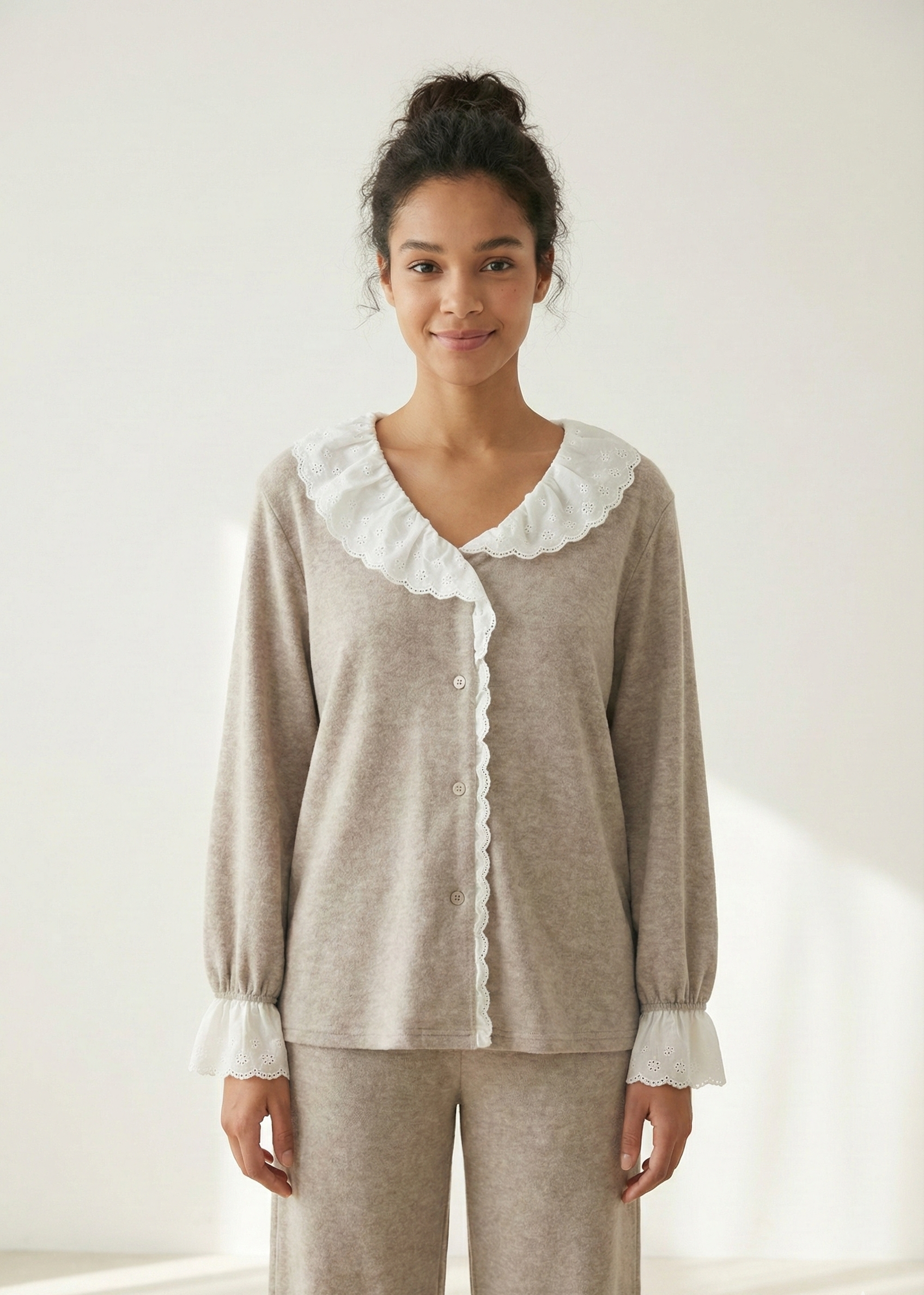 Elora Towel Velvet Lace Lounge Set / Oatmeal