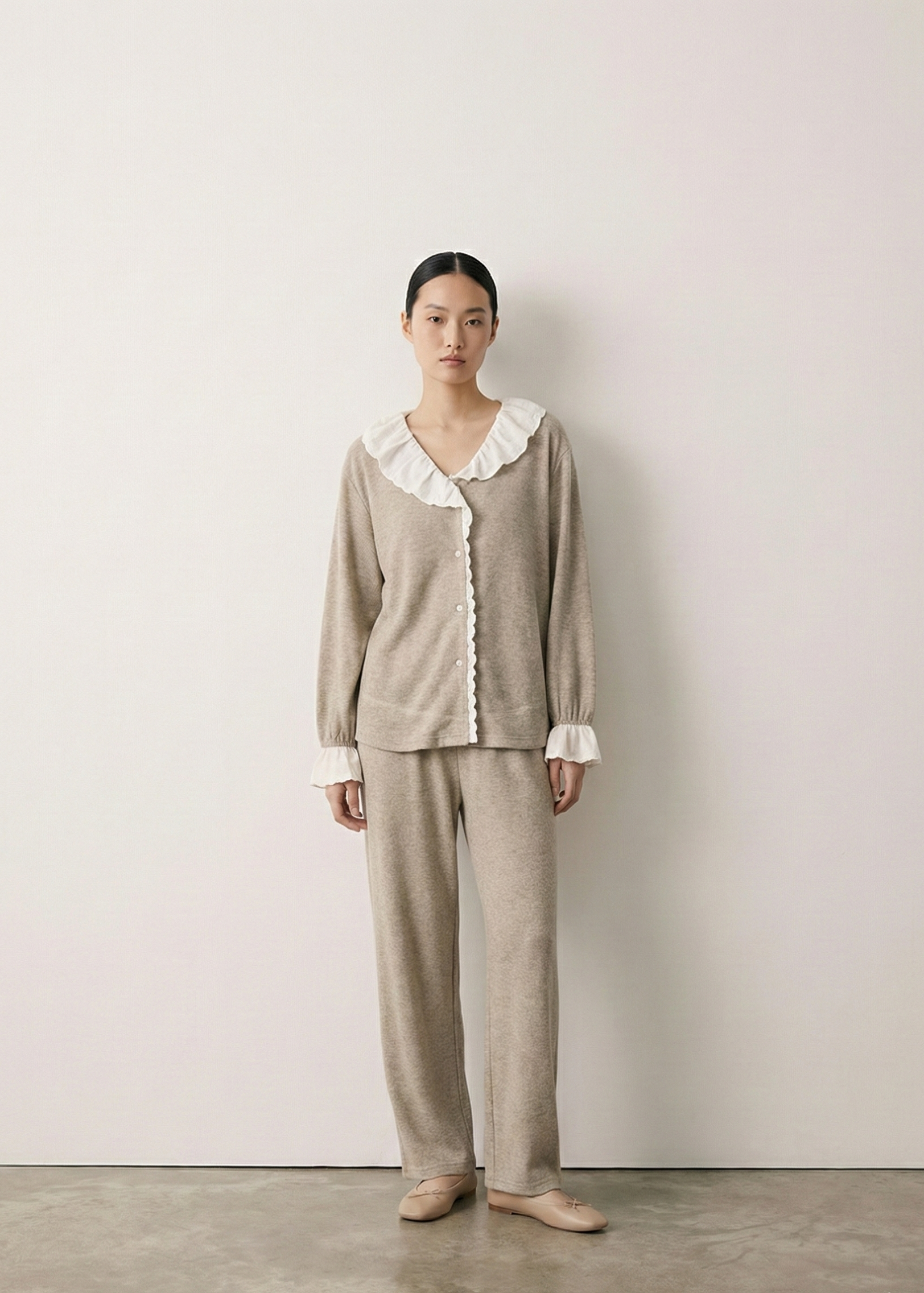 Elora Towel Velvet Lace Lounge Set / Oatmeal