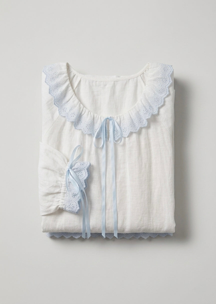 Cloudberry Ruffle Short-Sleeved Nightgown / White