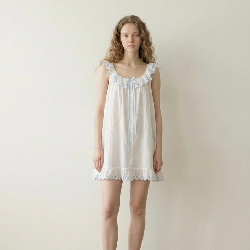 Cloudberry Ruffle Sleeveless Nightgown / White