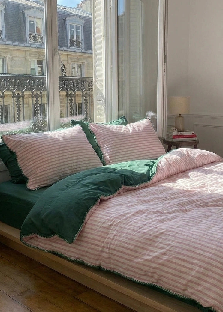 Pepper Candy Stripe Small Room Bedding Set / Fuchsia