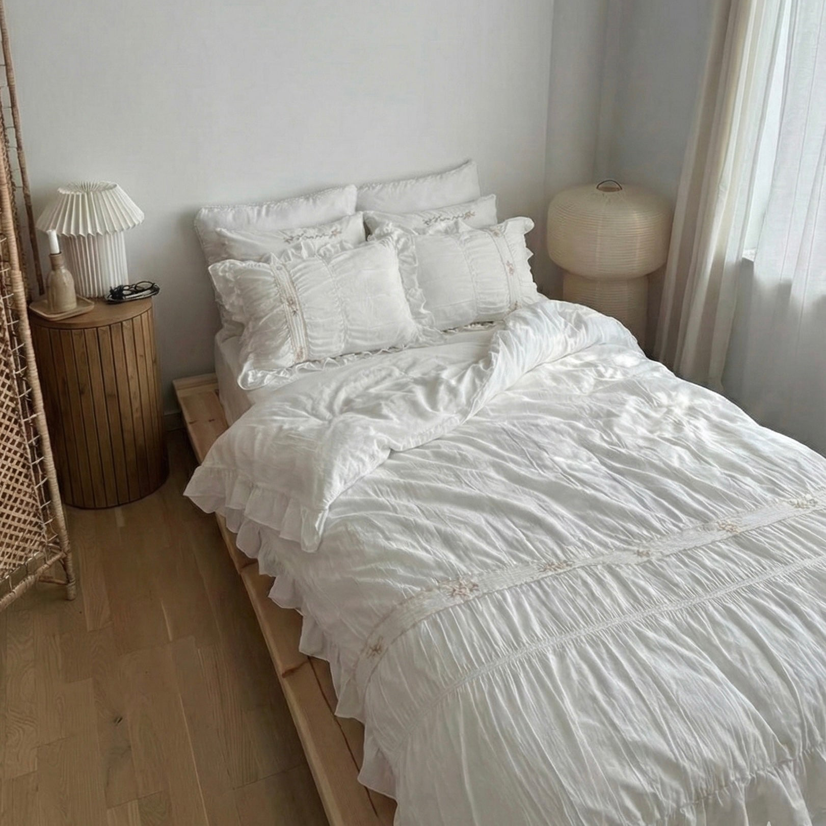 Embroidered Lace Ruffle Small Room Bedding Set / White