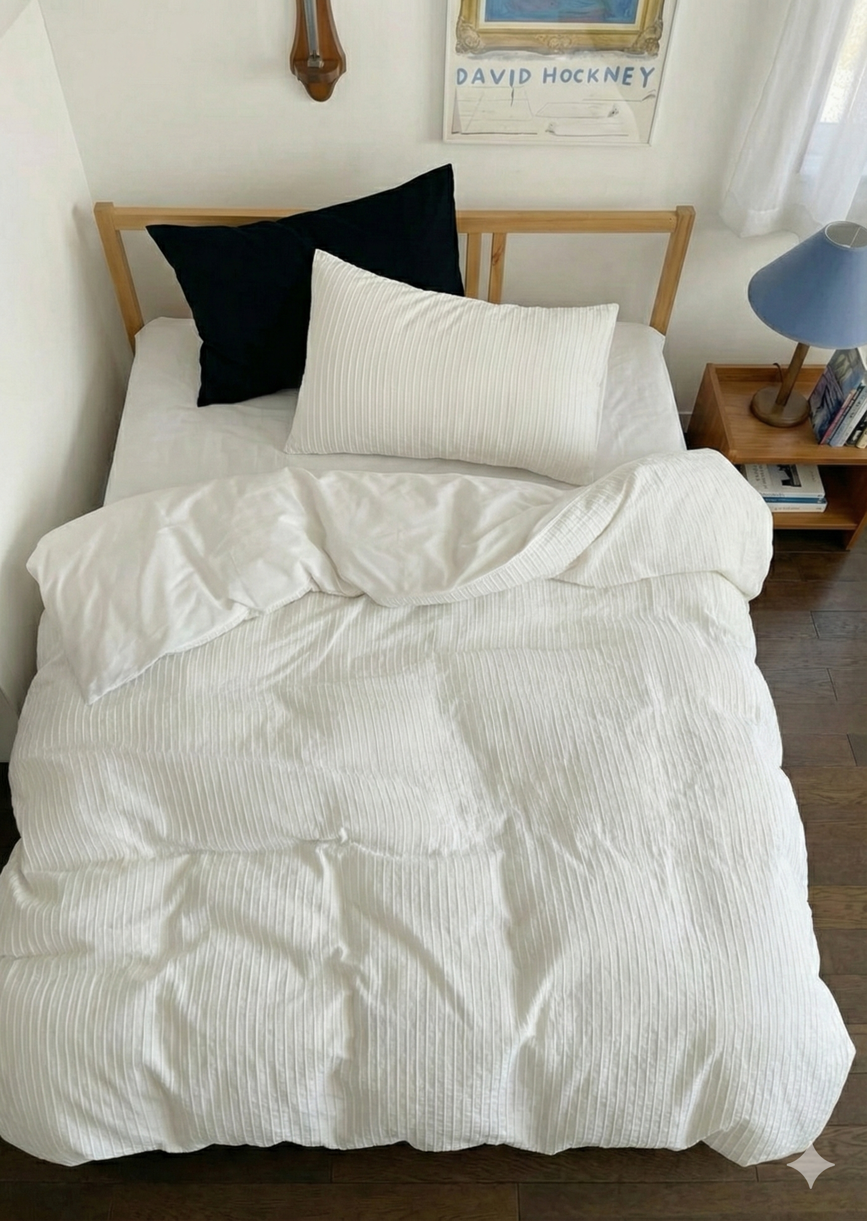 Logan Modern Pleated Striped Small Room Bedding Set / White