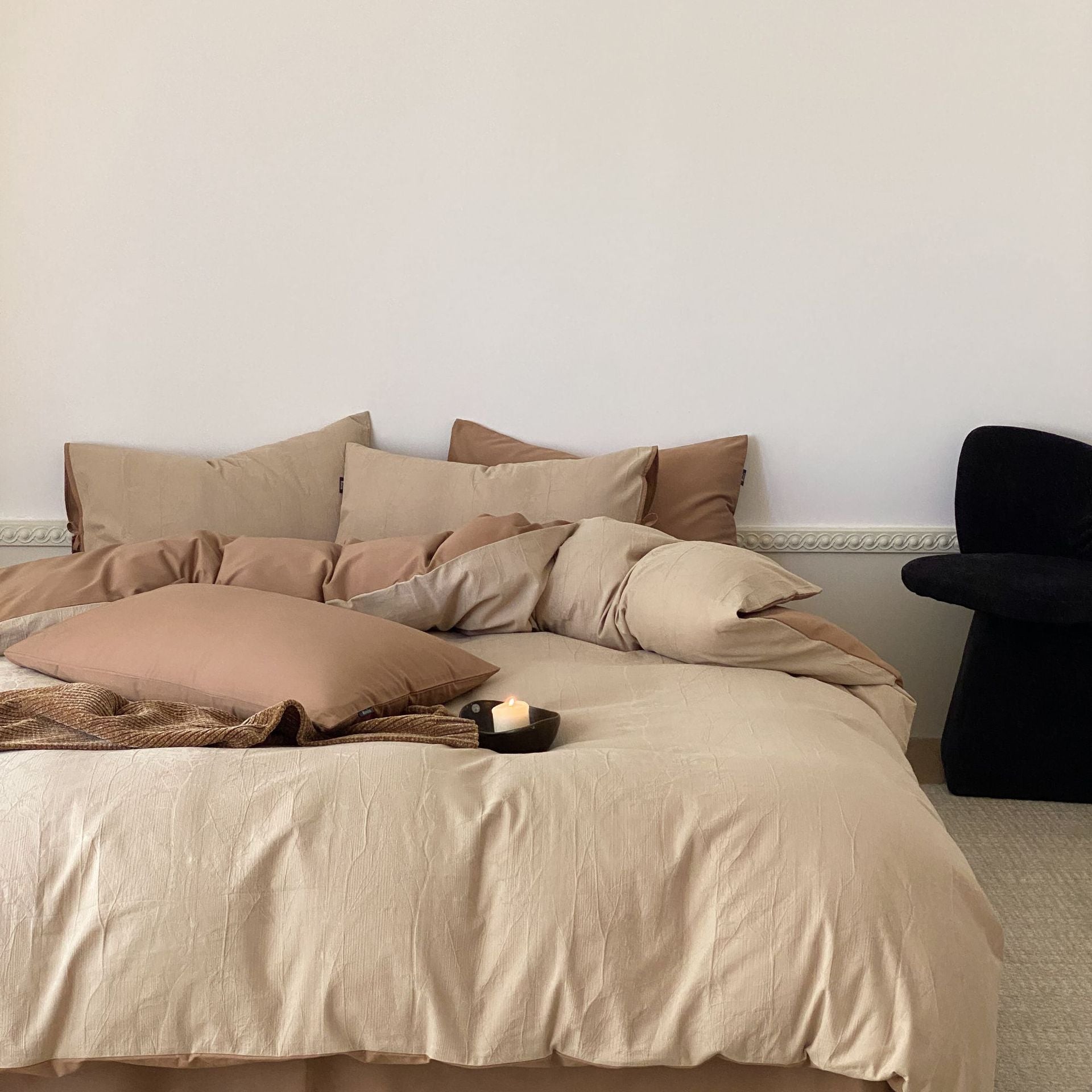 Juliana Jacquard Bedding Set / Brown