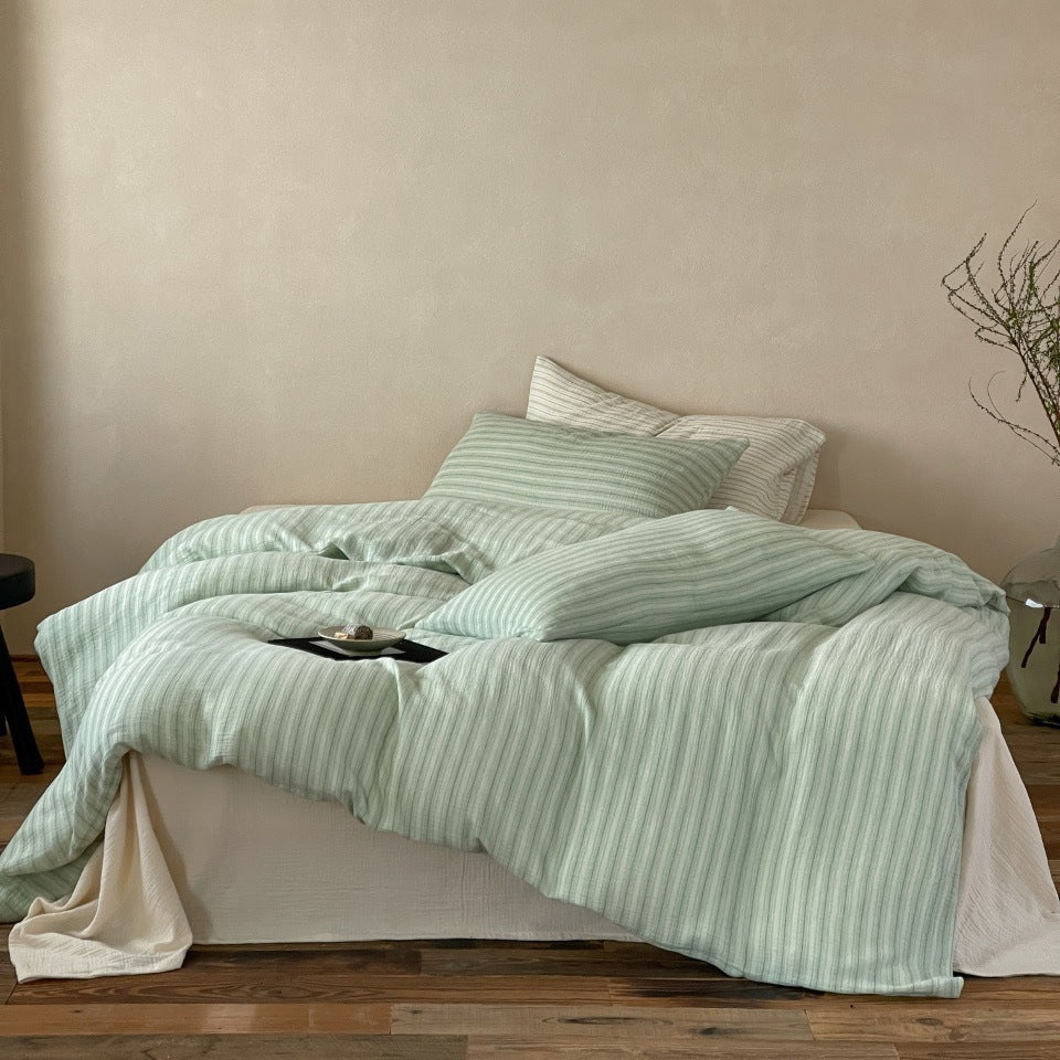 Laurel Striped Pastel Bedding Set / Green