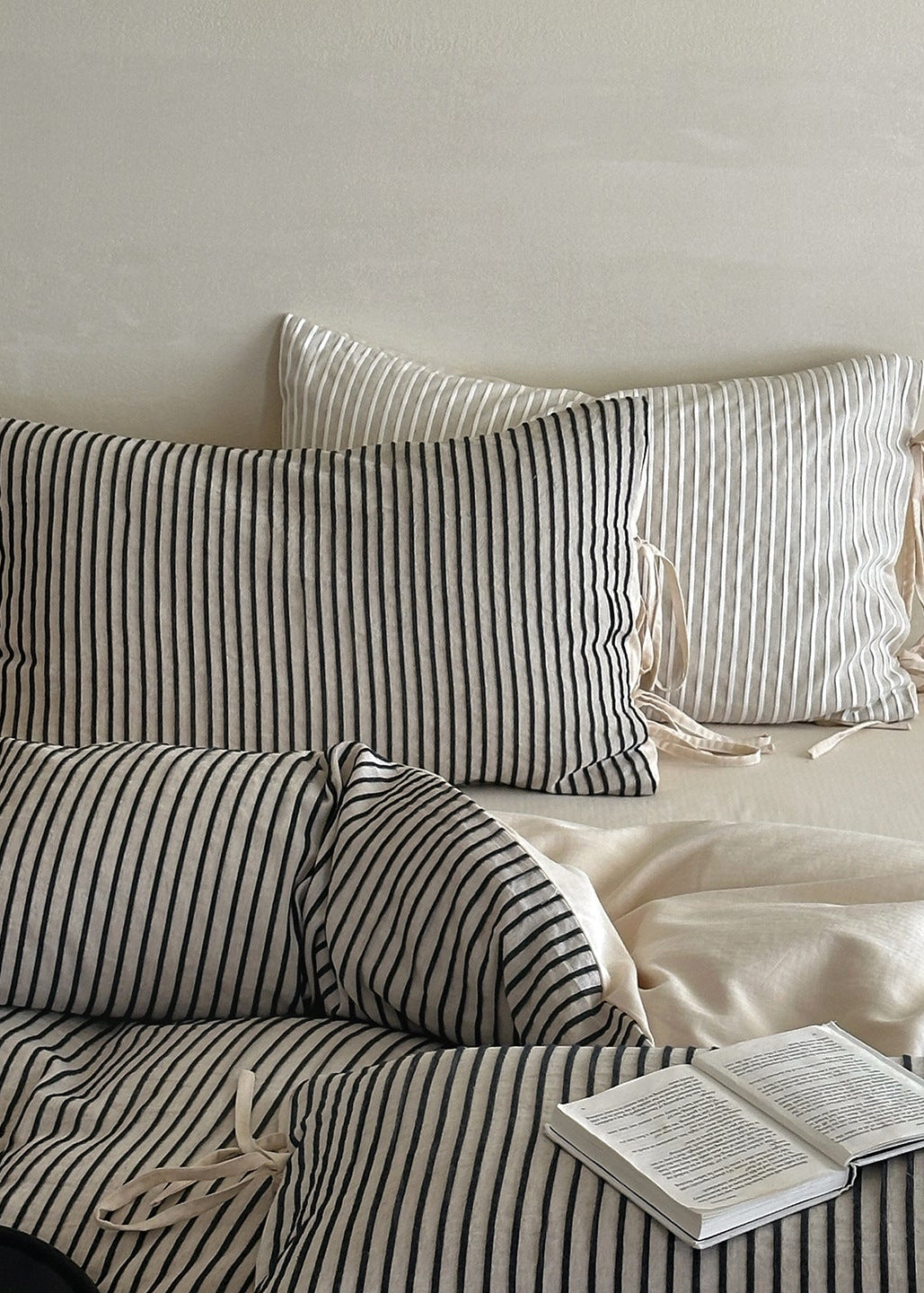 Marina Striped Bedding Set / Beige