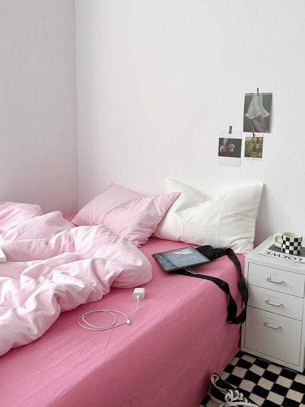 Mixed Color Bedding Set / Pastel Pink + Black