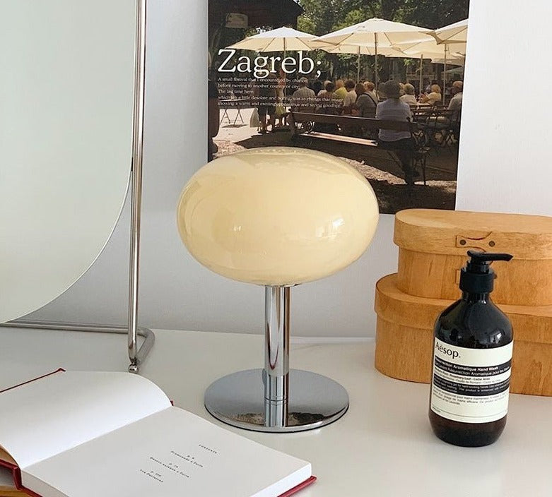 Egg Glass Lamp / White Light