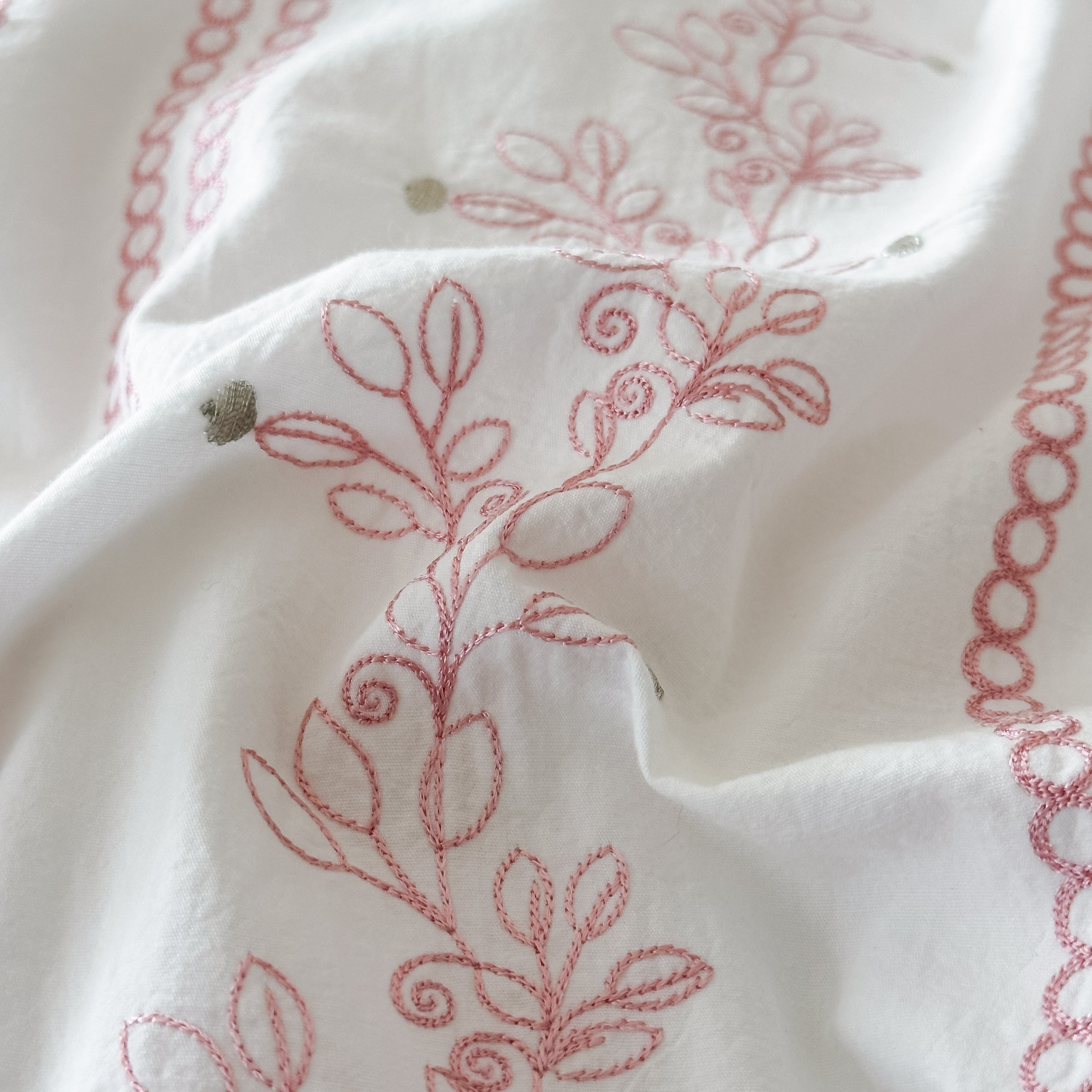 Embroidered French Lace Ruffle Bedding Set / Pink Bedding Set