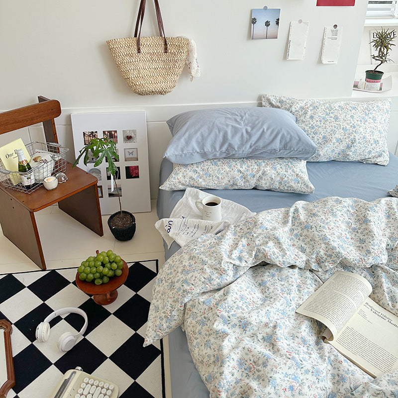 Sweet Floral Bedding Set