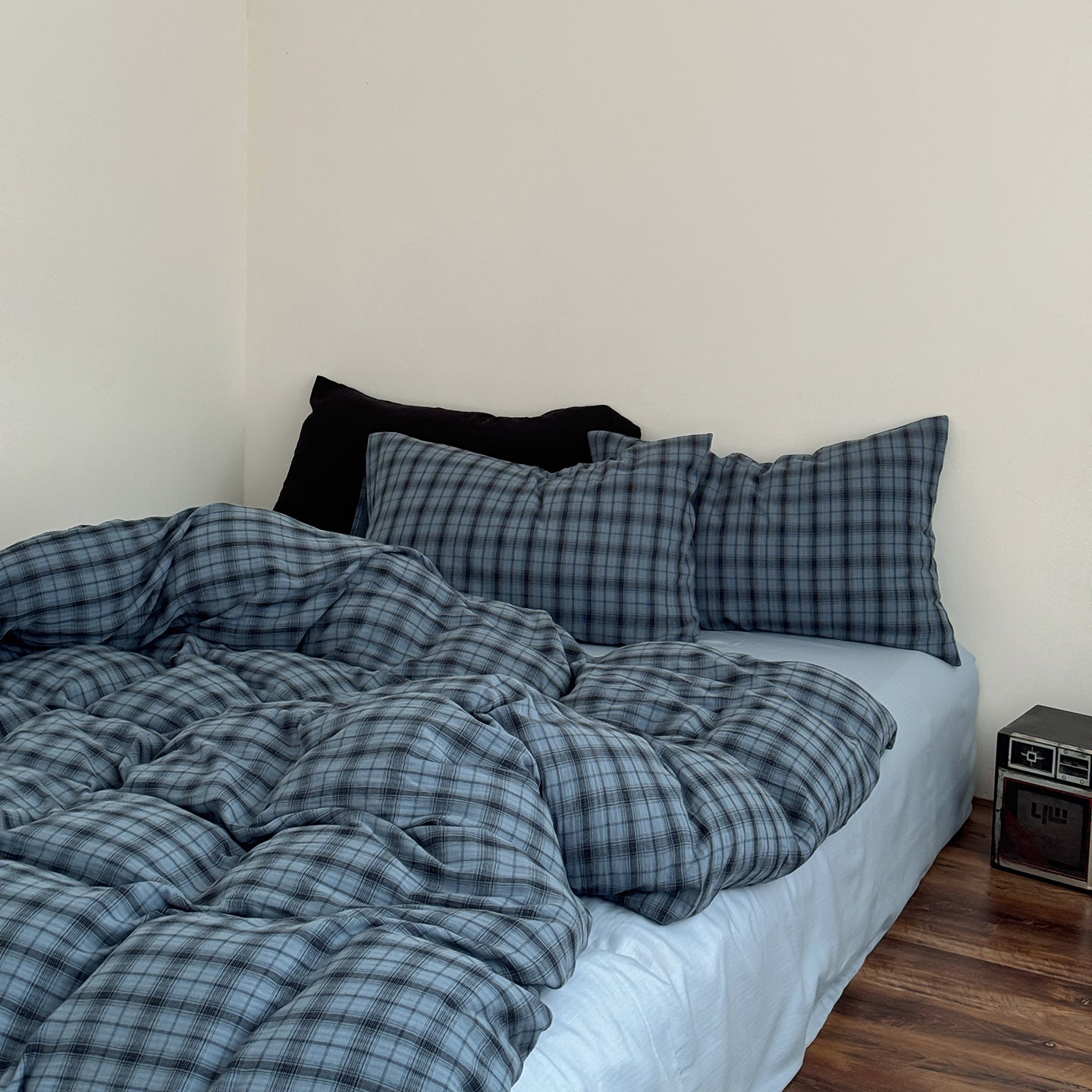 Theodore Winterfield Plaid Bedding Bundle