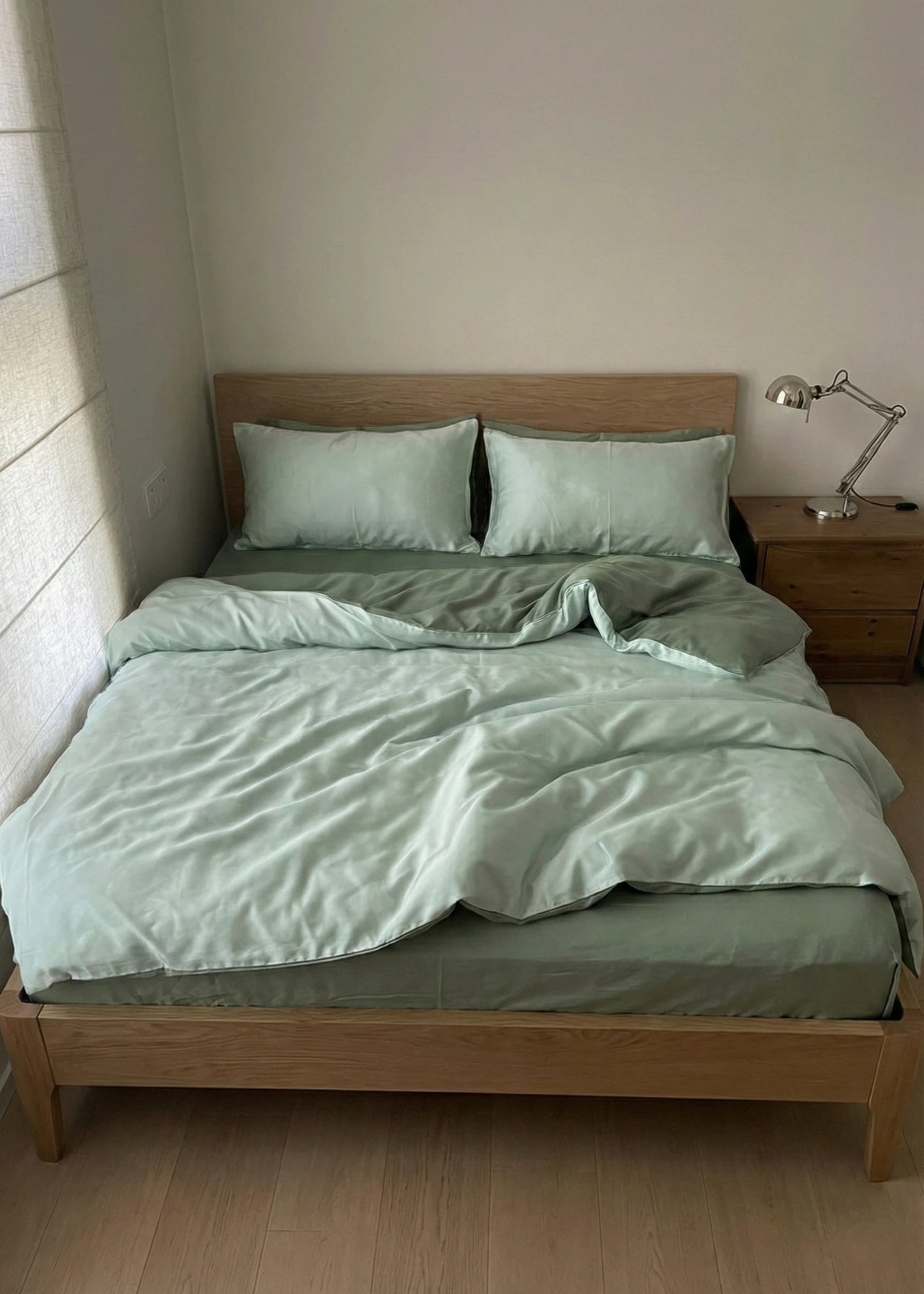 - Ever Lasting - Adeline Pastel Silky Cooling TENCEL™ Bedding Set / Green - Bedding Set - Ever Lasting