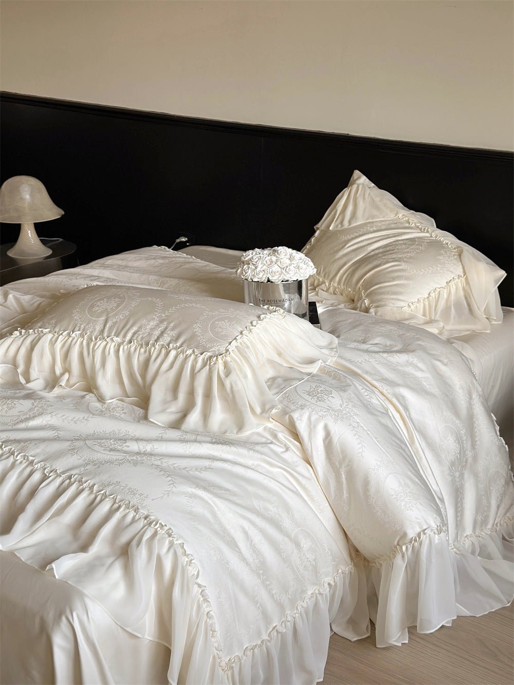 - Ever Lasting - Airy Silky Floral Lace Bedding Set - Bedding Set - Ever Lasting