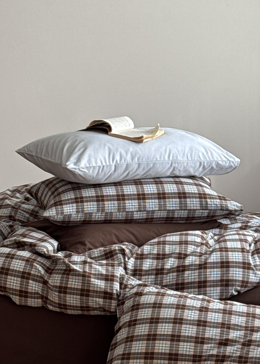 - Ever Lasting - Alora Gingham Washed Cotton Bedding Set / Brown + White - Bedding Set - Ever Lasting
