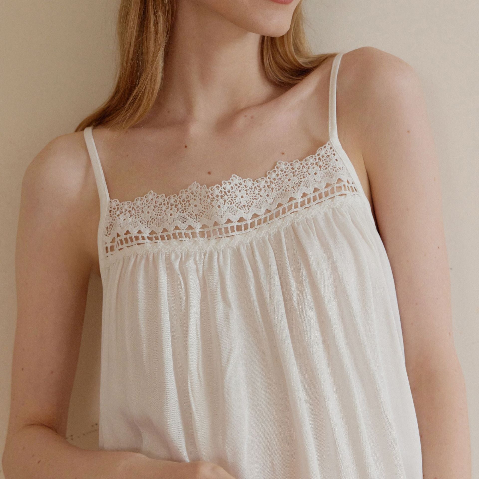 Amie Lace Collar Satin Lightweight Pajama Set / White - Ever Lasting