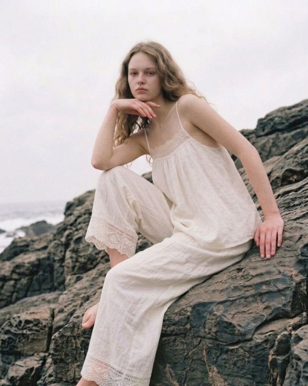 - Ever Lasting - Amie Lace Collar Satin Lightweight Pajama Set / White - Pajamas - Ever Lasting