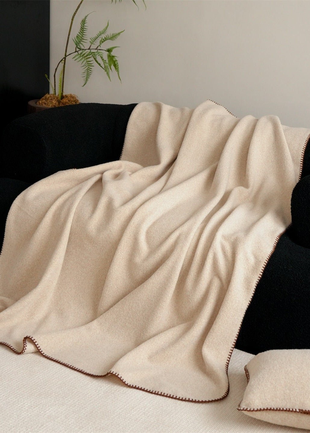 - Ever Lasting - Annalise Claystone Throw Blanket / Gray - Blanket - Ever Lasting
