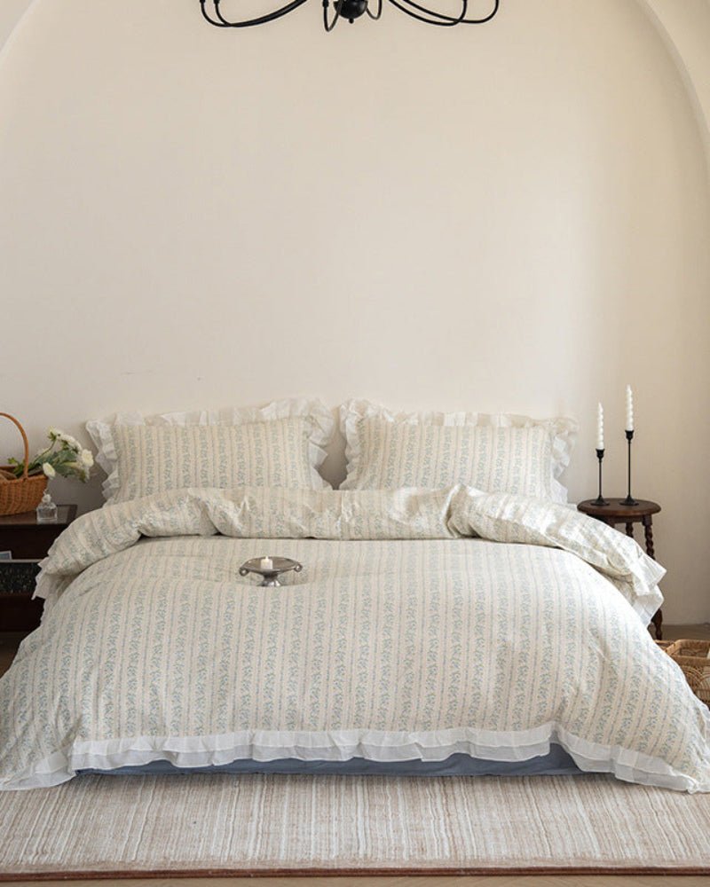 Annie Lace Ruffle Floral Bedding Set / Blue - Ever Lasting