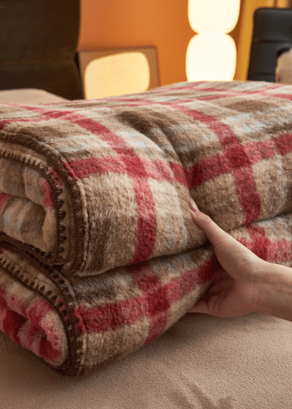 - Ever Lasting - Asher Fleece Throw Blanket / Brown - Blankets - Ever Lasting