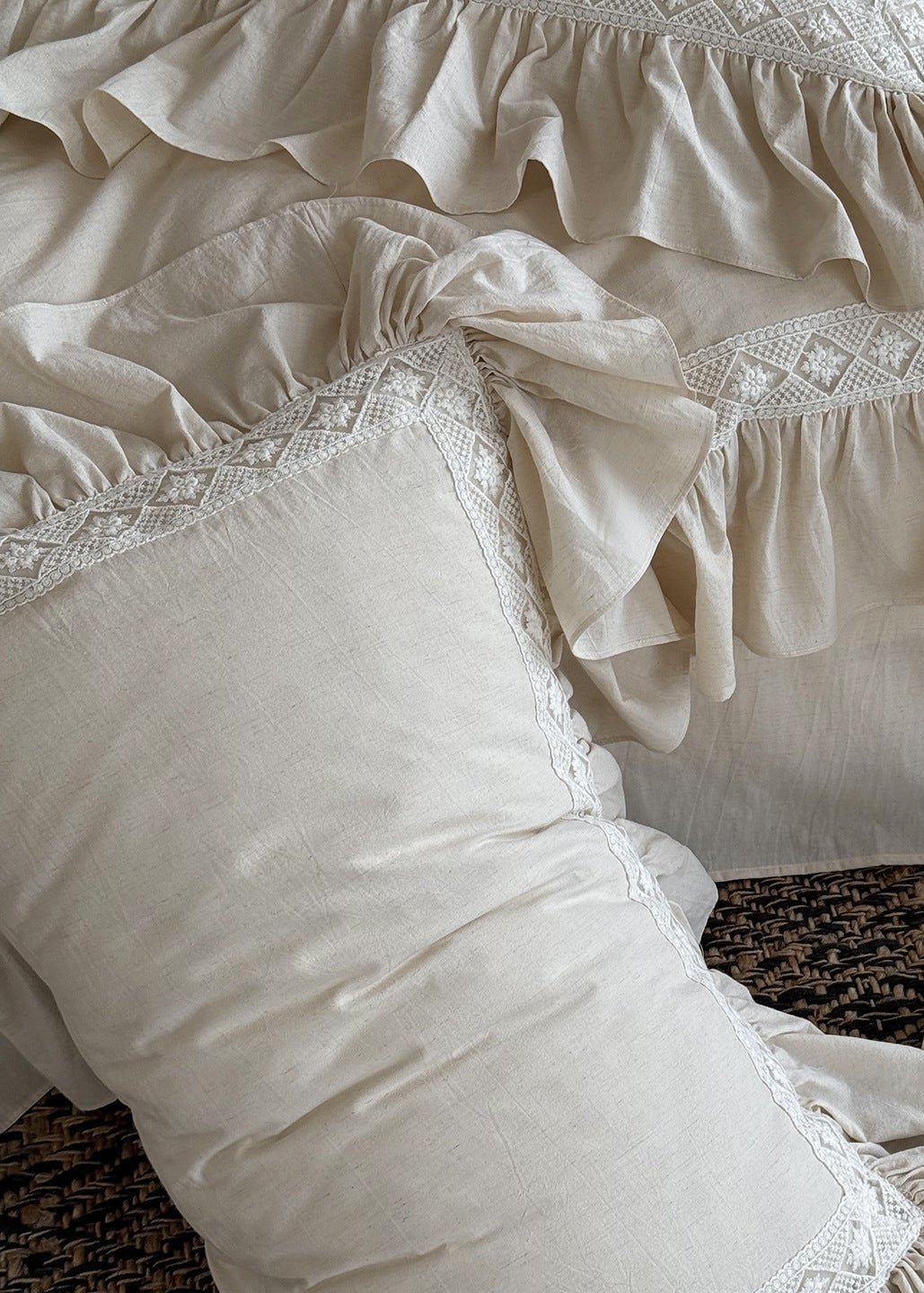 -Ever Lasting - Avalon Ruffle Lace Bedding Bundle -Bedding Bundle -Ever Lasting