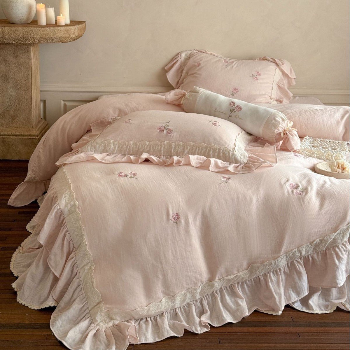 Beatrice Rose Lace Ruffle Bedding Set / Blue - Ever Lasting