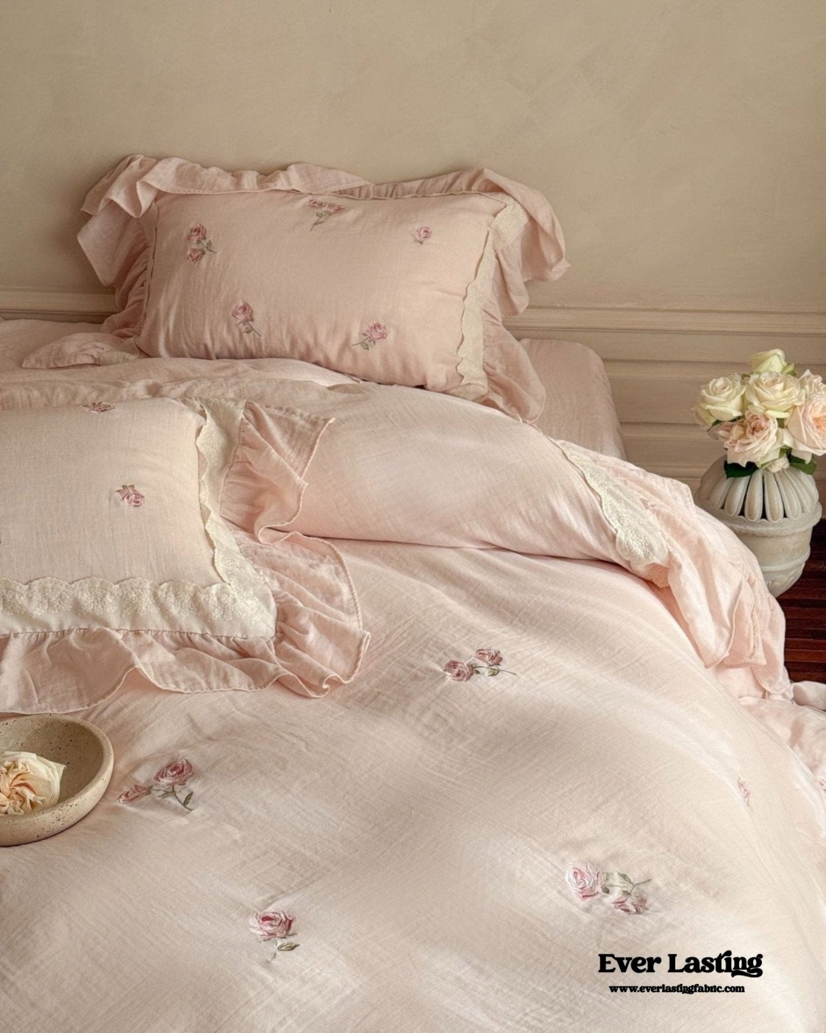 Beatrice Rose Lace Ruffle Bedding Set / Blue - Ever Lasting